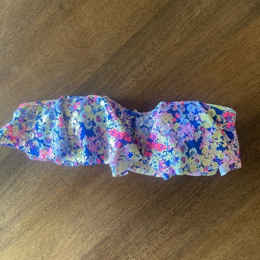 Victoria’s Secret Strapless Floral Bikini Top Size Small